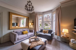 Victorian Townhouse 5 bedrooms Cheltenham
